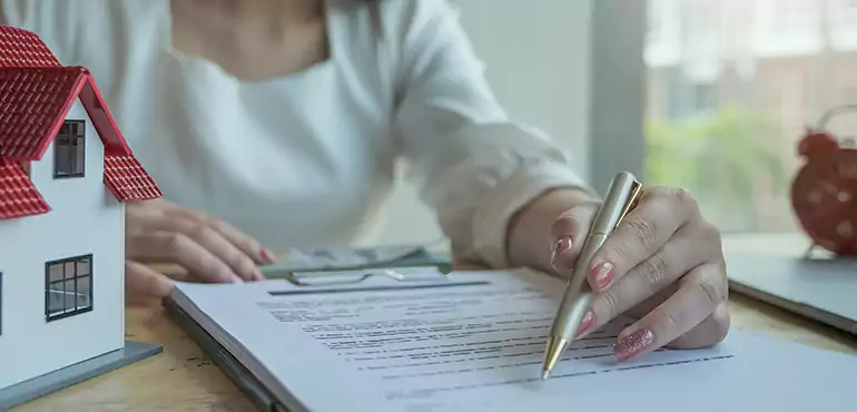 We Buy Homes to Help You Pay Off Debt – No Repairs or Upgrades Needed in St. Petersburg, FL