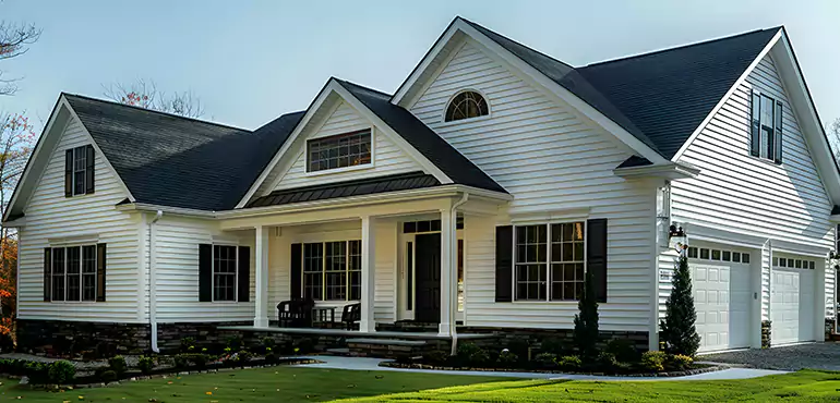 We Buy Torn Down Houses in Any Condition Across St. Petersburg – Get a Cash Offer Today